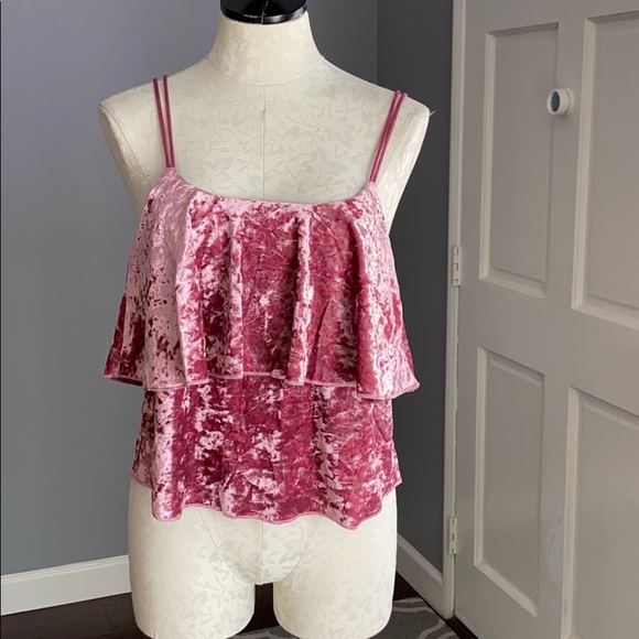 Romeo & Juliet Velvet Popover Tank - Picture 2 of 7